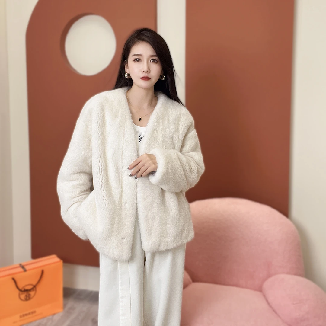 伊奴卡 爆款七色进口紫金级水貂皮皮草女整貂大衣貂毛外套短款