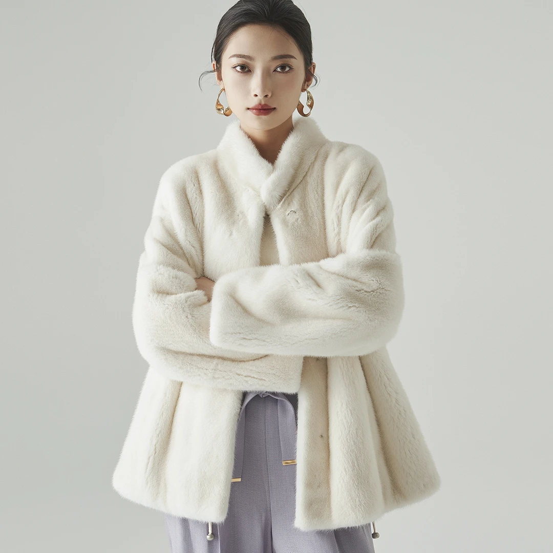 2025伊奴卡新款浪漫派立领修身进口整貂水貂皮草大衣女中长款