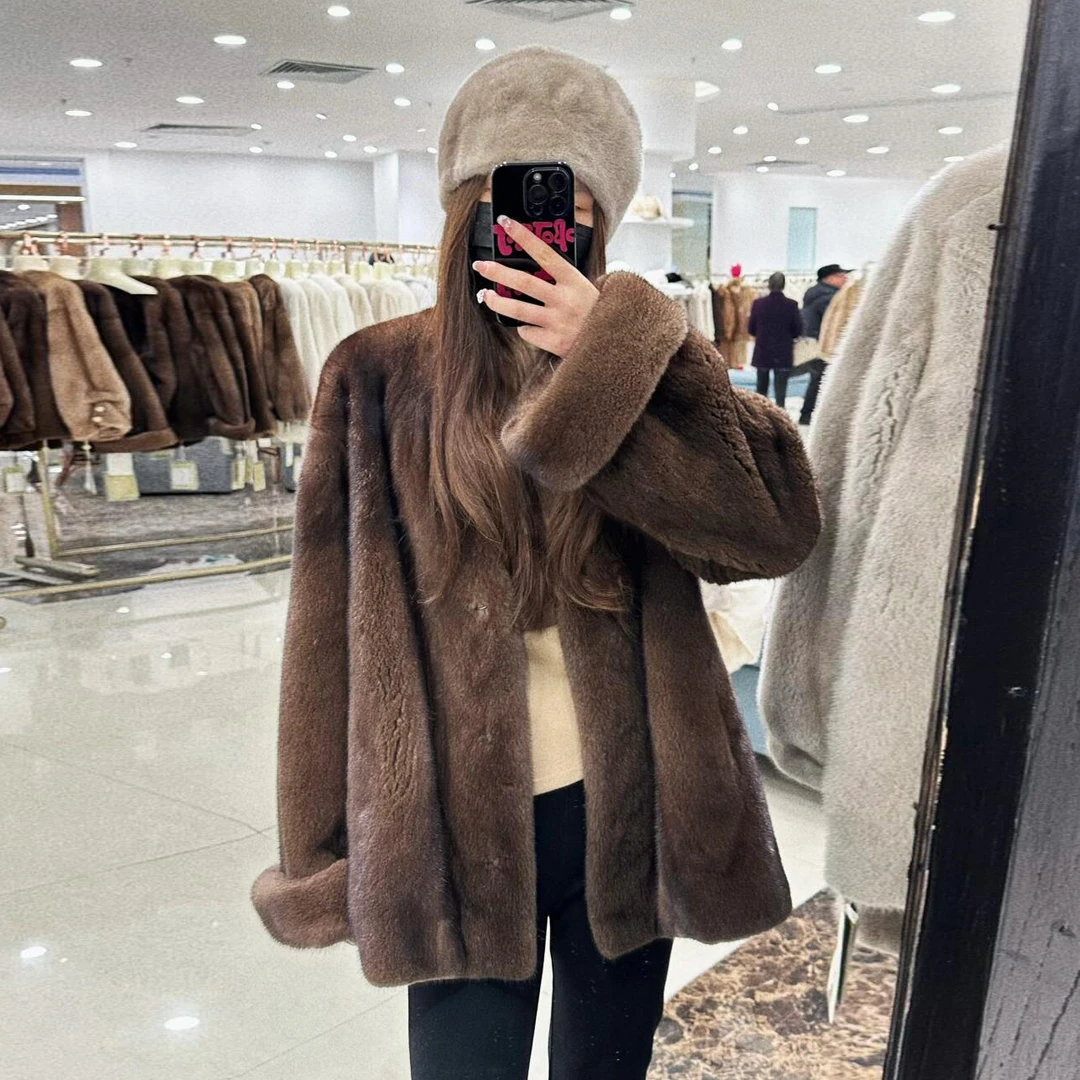 2025伊奴卡新款挽袖V领貂皮大衣女进口整貂天鹅绒水貂皮草外套女
