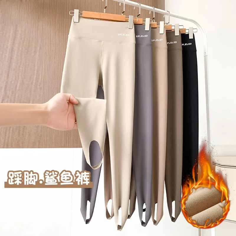 无痕踩脚一体鲨鱼裤女外穿2025新款秋冬高腰收腹九分裤加绒打底裤