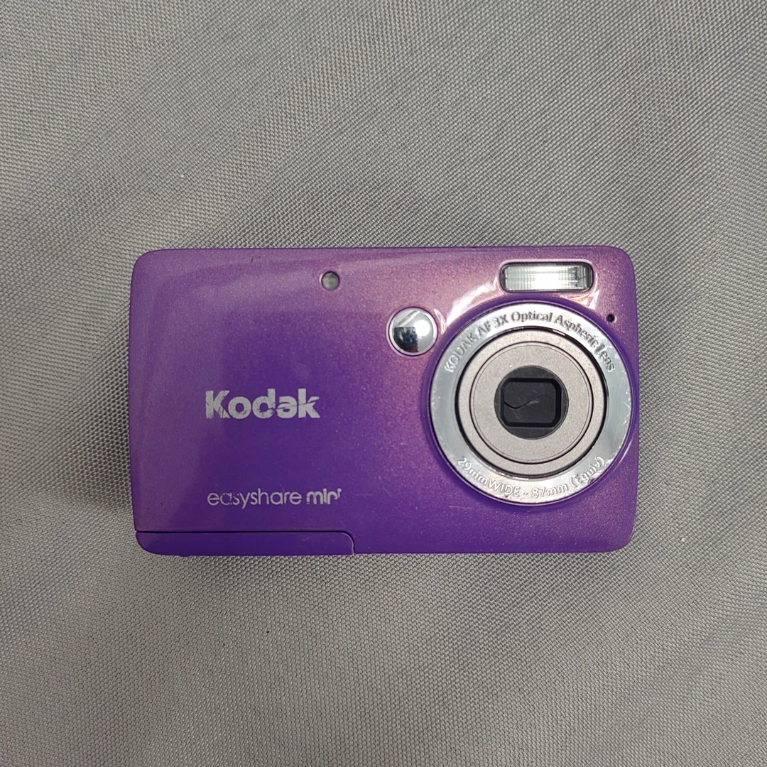 柯达M200CCD，1000万像素3倍光变
