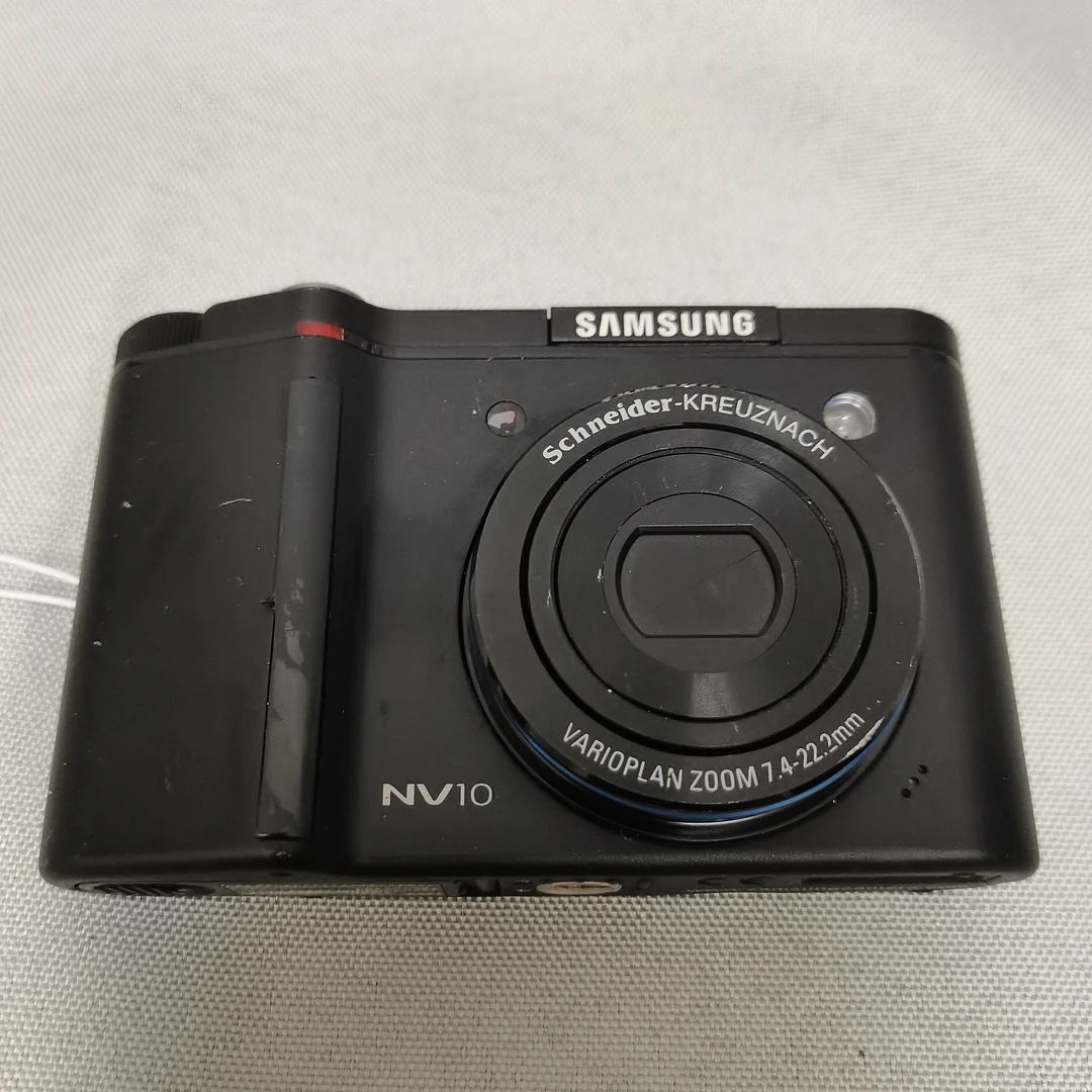 三星NV10数码ccd，1010万像素3倍光学变焦