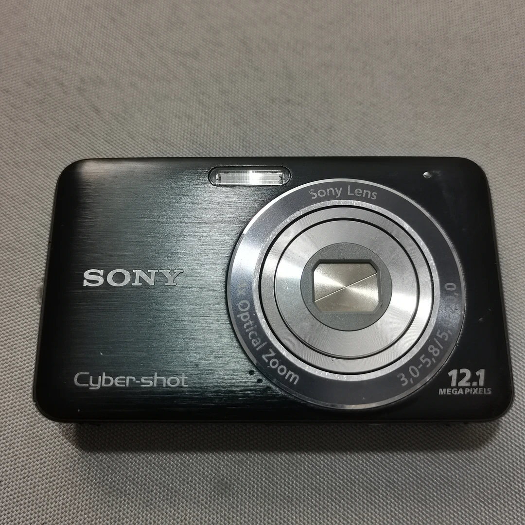 索尼W310ccd,1210万像素,4倍光学变焦