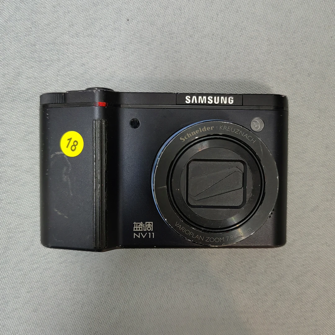 三星蓝调NV11CCD，1010万像素3倍光学变焦