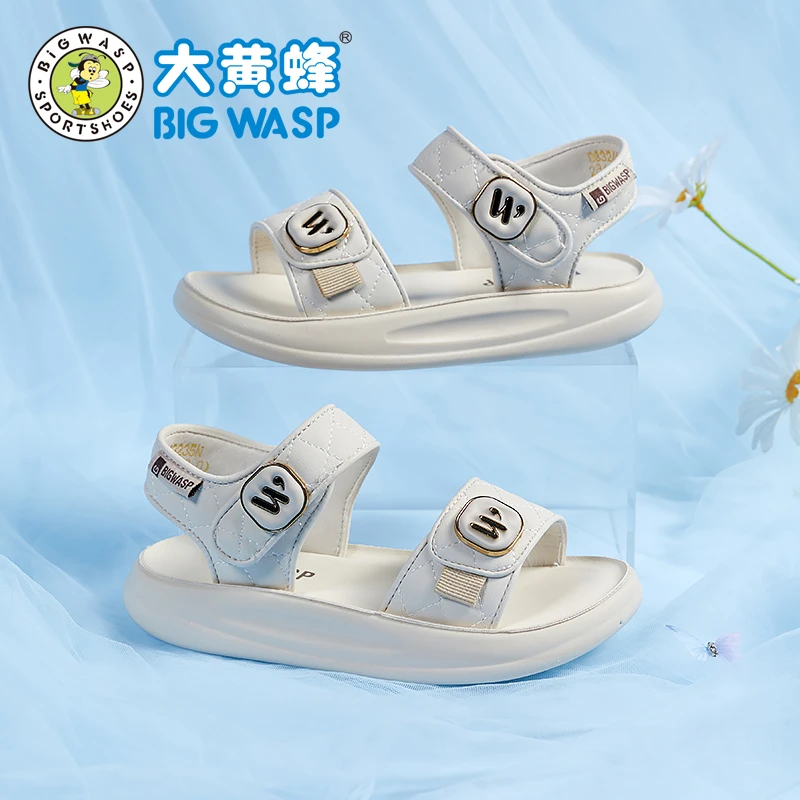 大黄蜂童鞋女童露趾凉鞋夏季黑白色休闲防滑沙滩鞋子D332423235N