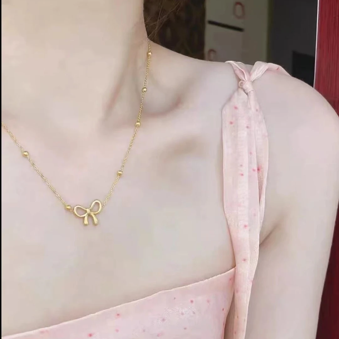 钛钢项链 豆豆蝴蝶结项链
