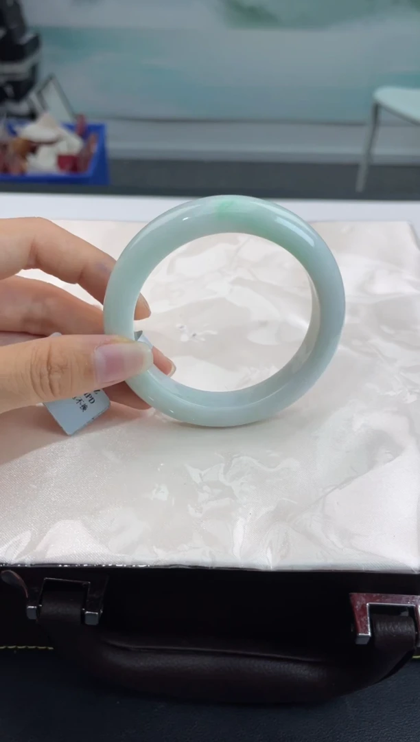 【闪购商品】翡翠手镯未镶嵌6翡翠手镯57