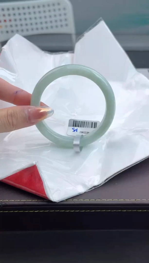 【闪购商品】翡翠手镯未镶嵌11翡翠手镯
