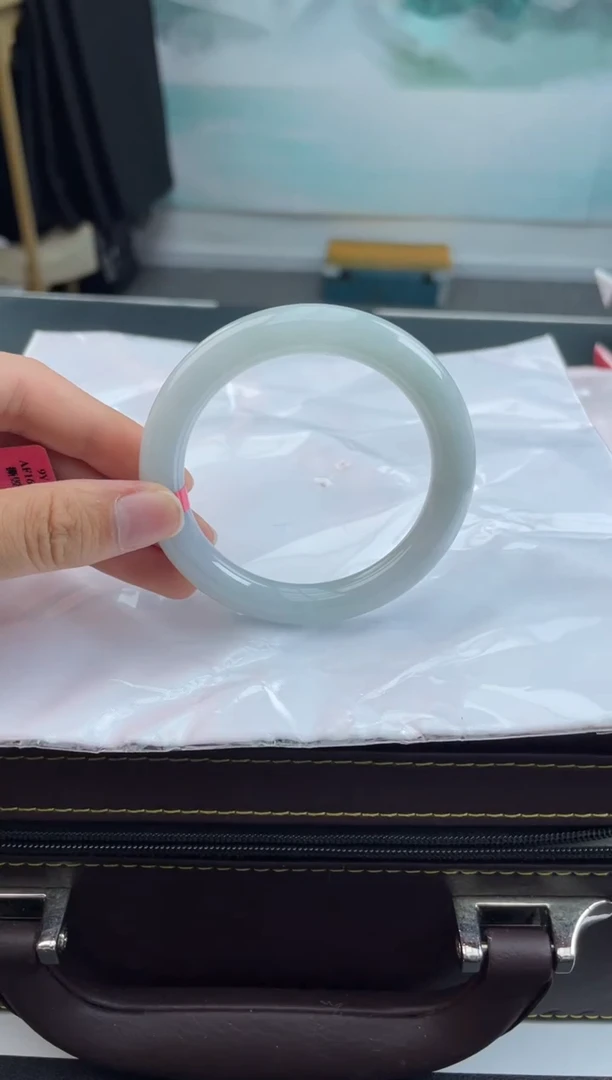 【闪购商品】翡翠手镯未镶嵌12翡翠手镯54+