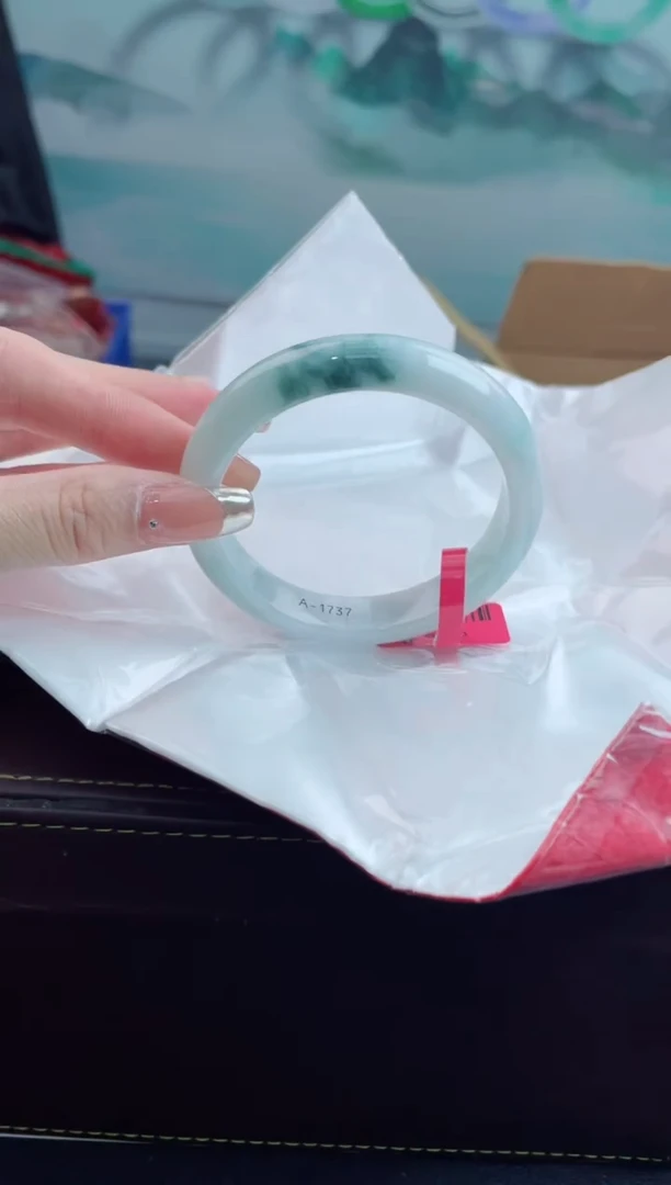 【闪购商品】翡翠手镯未镶嵌19翡翠手镯