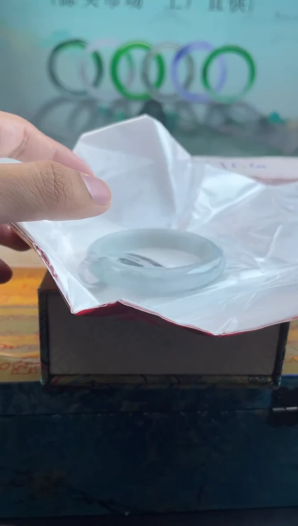 【闪购商品】翡翠手镯未镶嵌9翡翠手镯