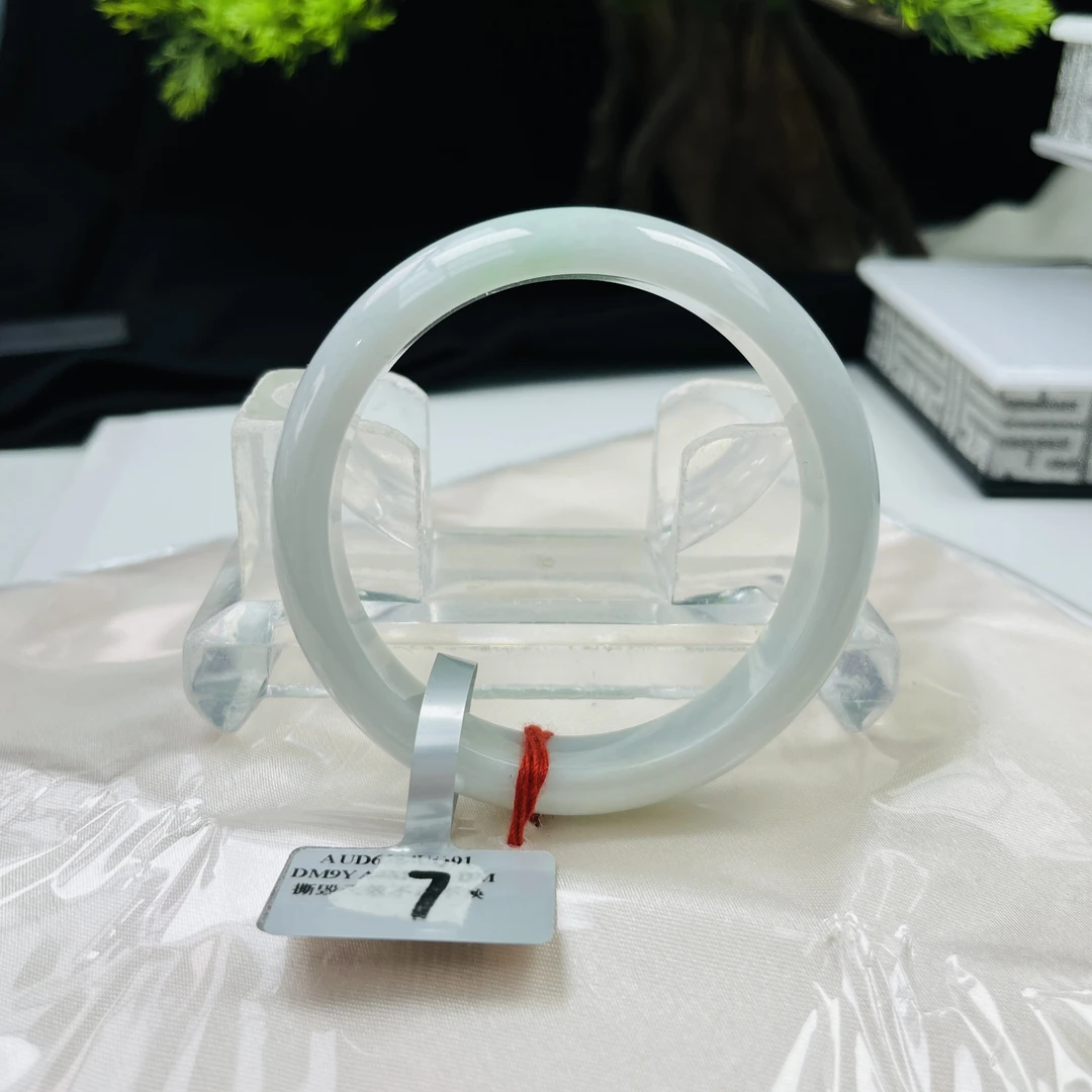 58.6【刀客砍价王】燕子-天然缅甸A货翡翠手镯 O7