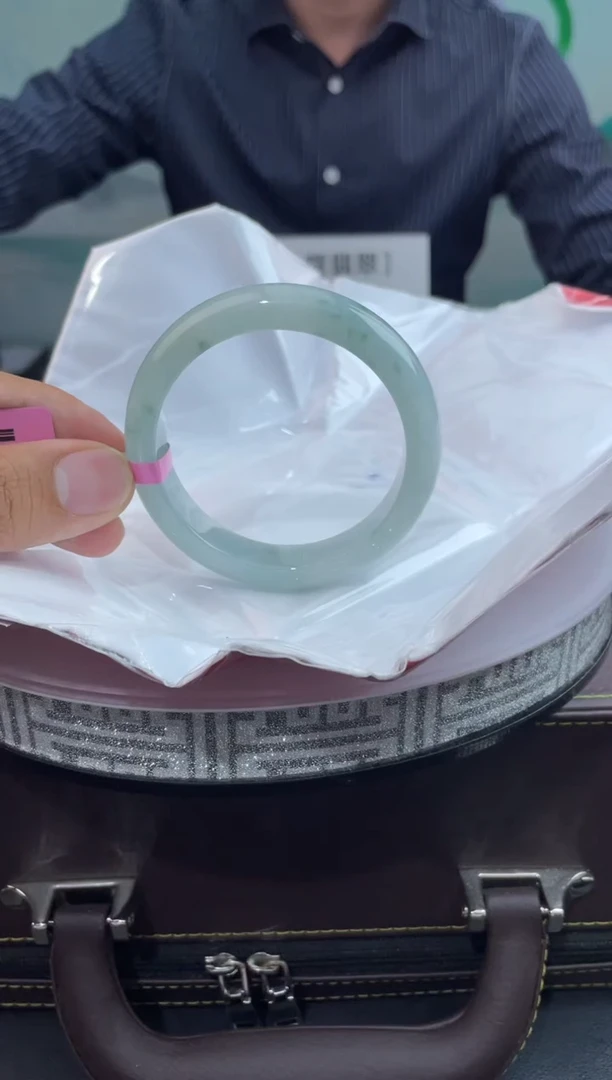 【闪购商品】翡翠手镯未镶嵌13翡翠手镯