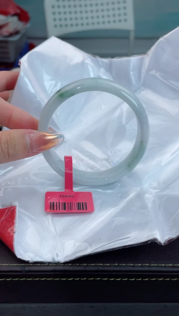 【闪购商品】翡翠手镯未镶嵌28翡翠手镯