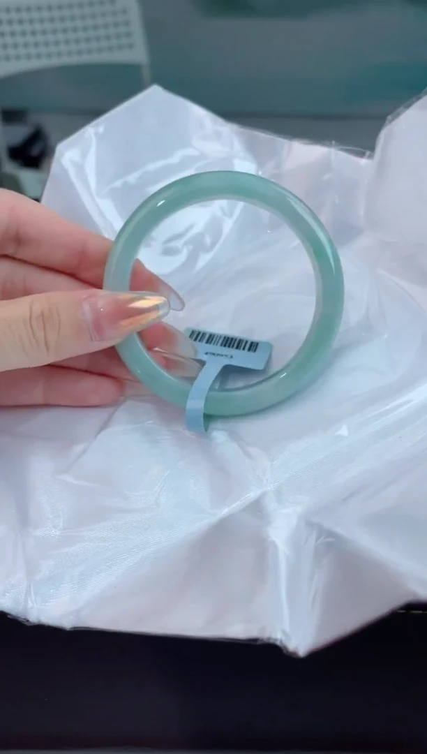 【闪购商品】翡翠手镯未镶嵌10翡翠手镯