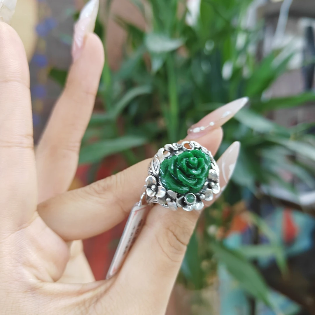 恒玖翡翠 台湾银镶 天然翡翠戒指 辣绿手工珠宝镶嵌绿色 复古