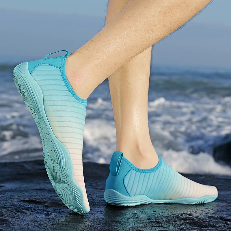 夏季沙滩鞋男女款可下水速干涉水鞋软底赤足赶海礁石鞋浮潜游泳鞋