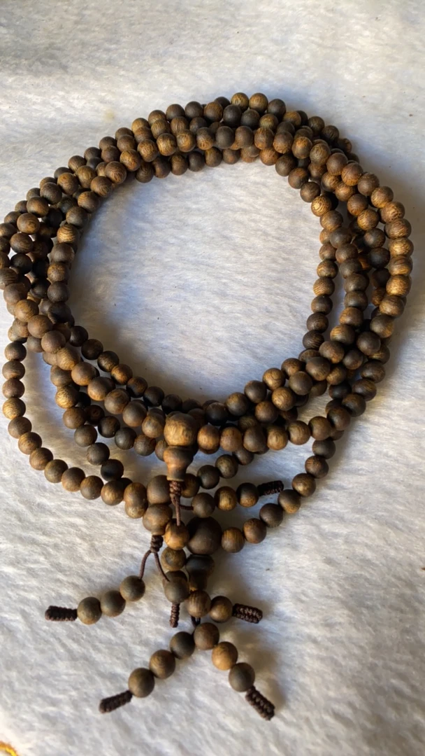 沉香棋楠0.62多圈手串保13克+至14克＋田凉蜜花香味多样性发一