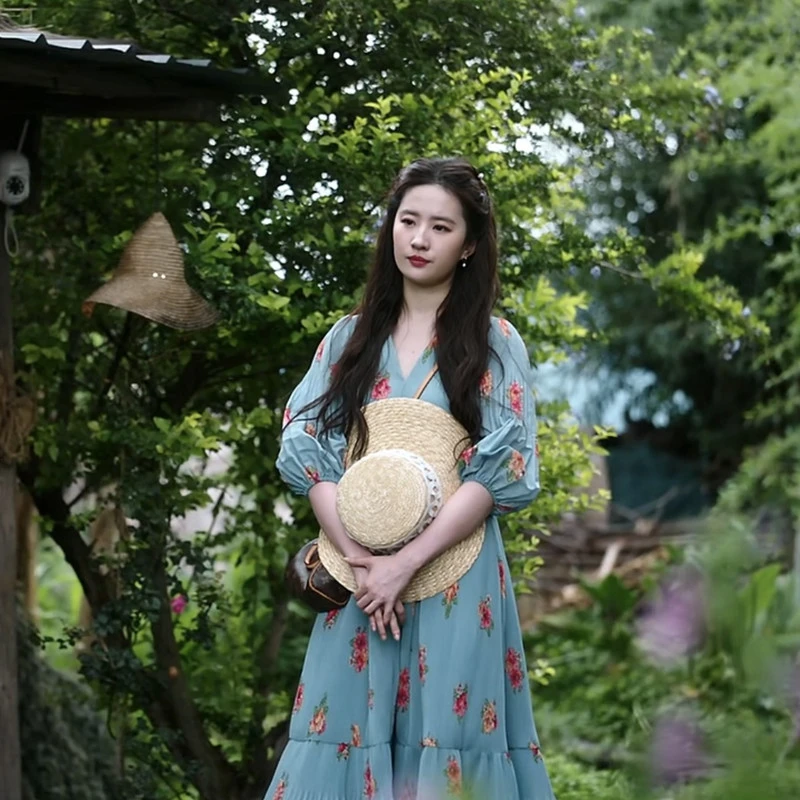 去有风的地方刘亦菲许红豆同款蓝色印花连衣裙法式气质仙女中国风