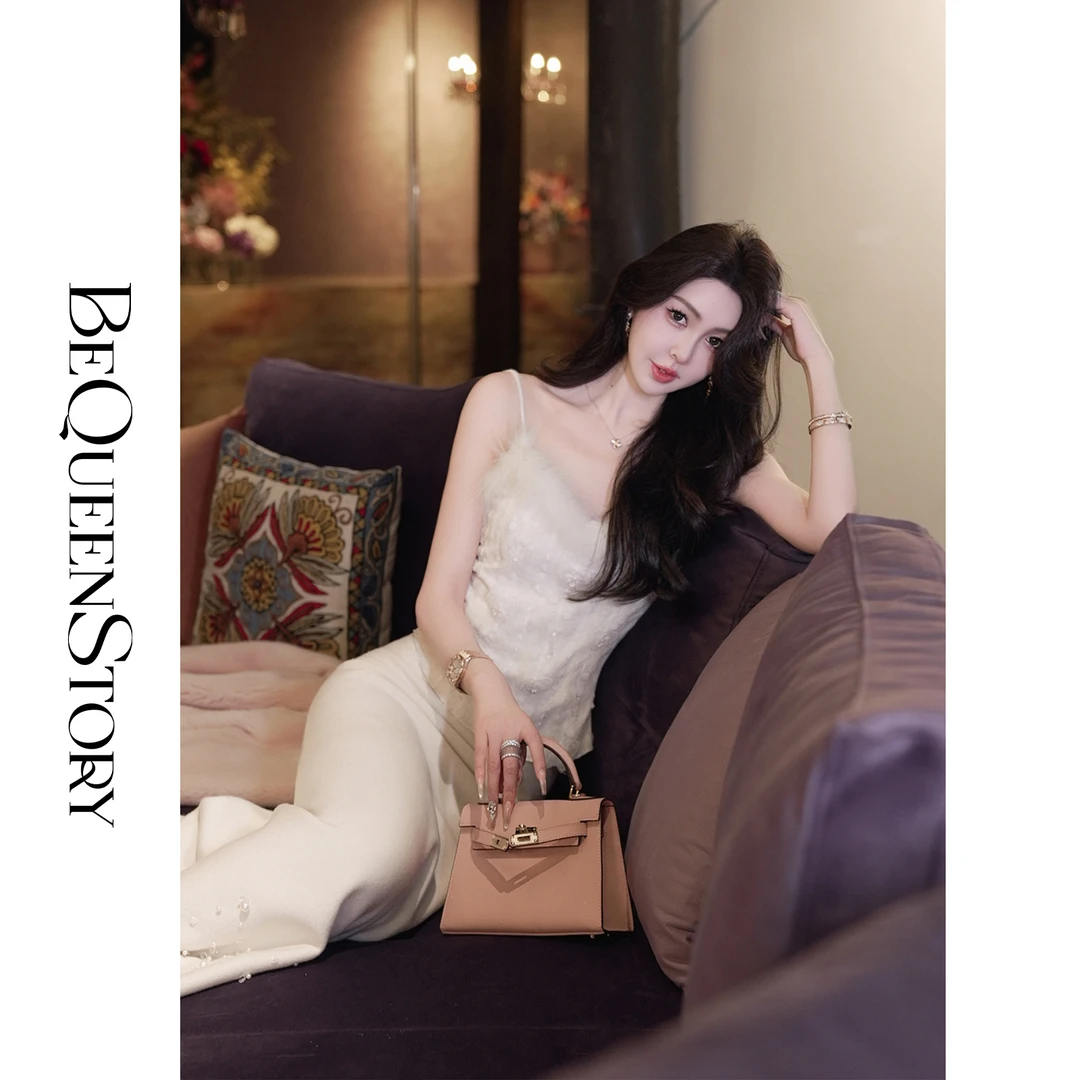 余潇潇【雪夜凝香】立体手工花朵彩珠吊坠拼接毛毛白色吊带背心内搭