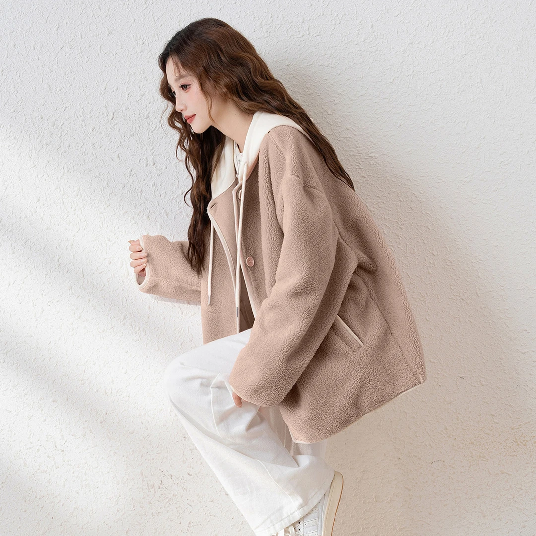 2E381 DB1 冬新女连帽拼接仿羊羔毛外套气质百搭韩版休闲慵懒时尚