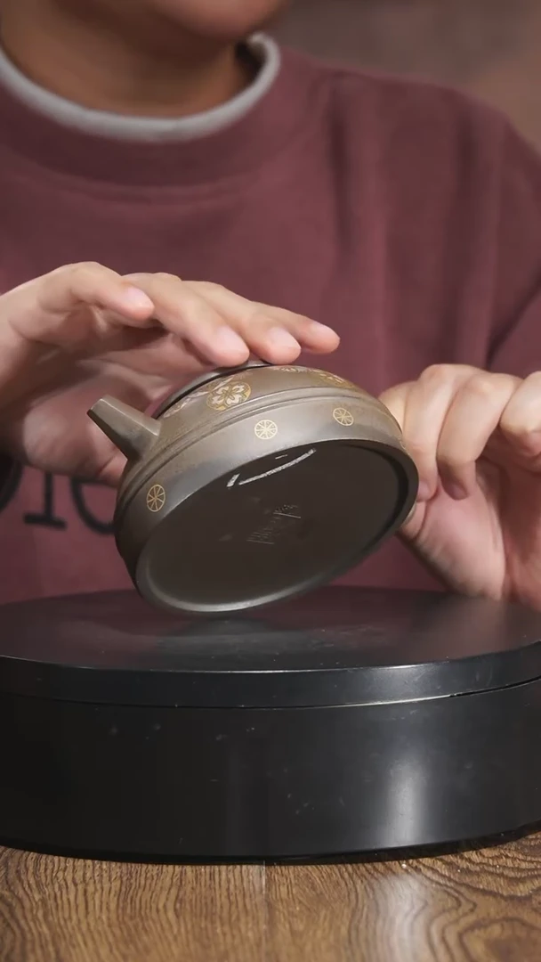 【闪购商品】宜兴原矿紫砂壶茶壶260C