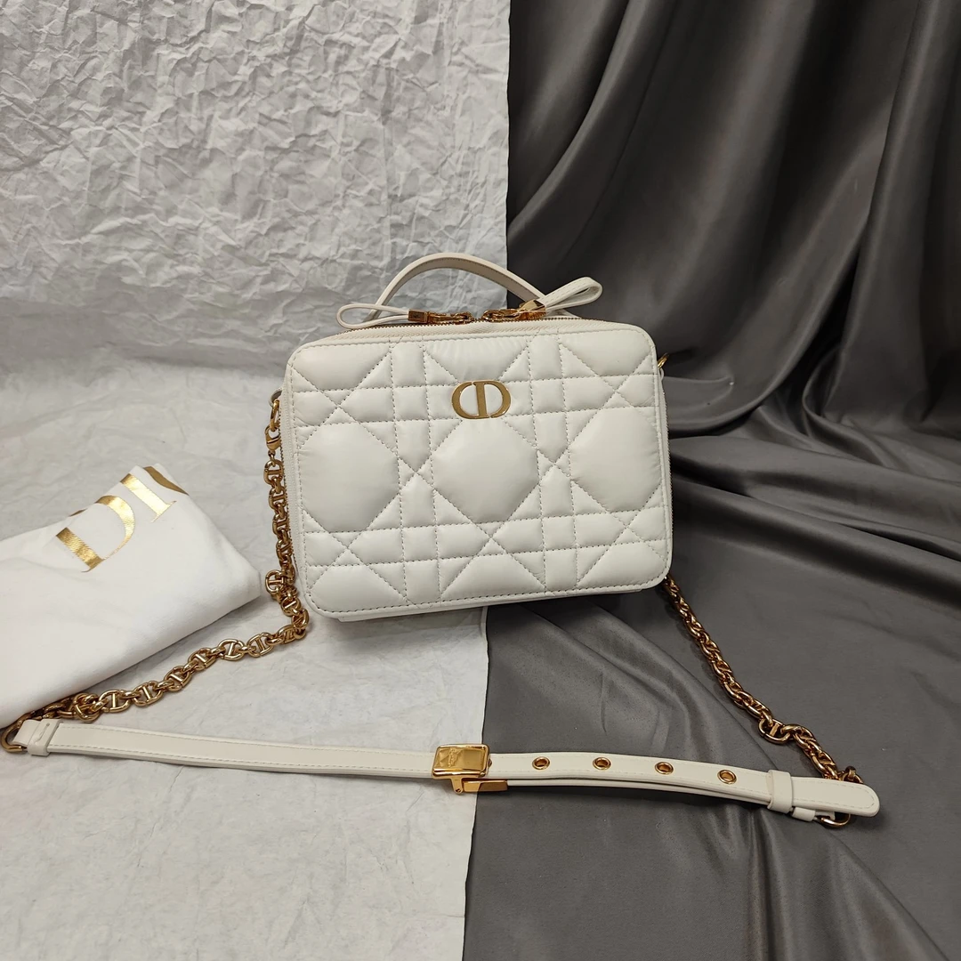 95新 DIOR/迪奥 【文子姐专属】W123/白色Caro箱型手提包882437