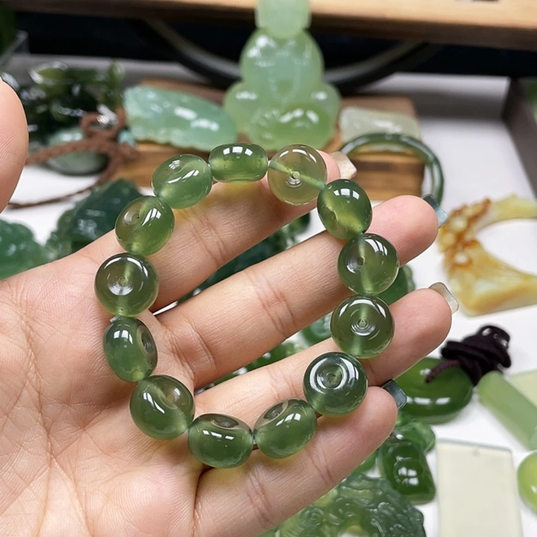 【闪购商品】蛇纹石玉手串未镶嵌快***?