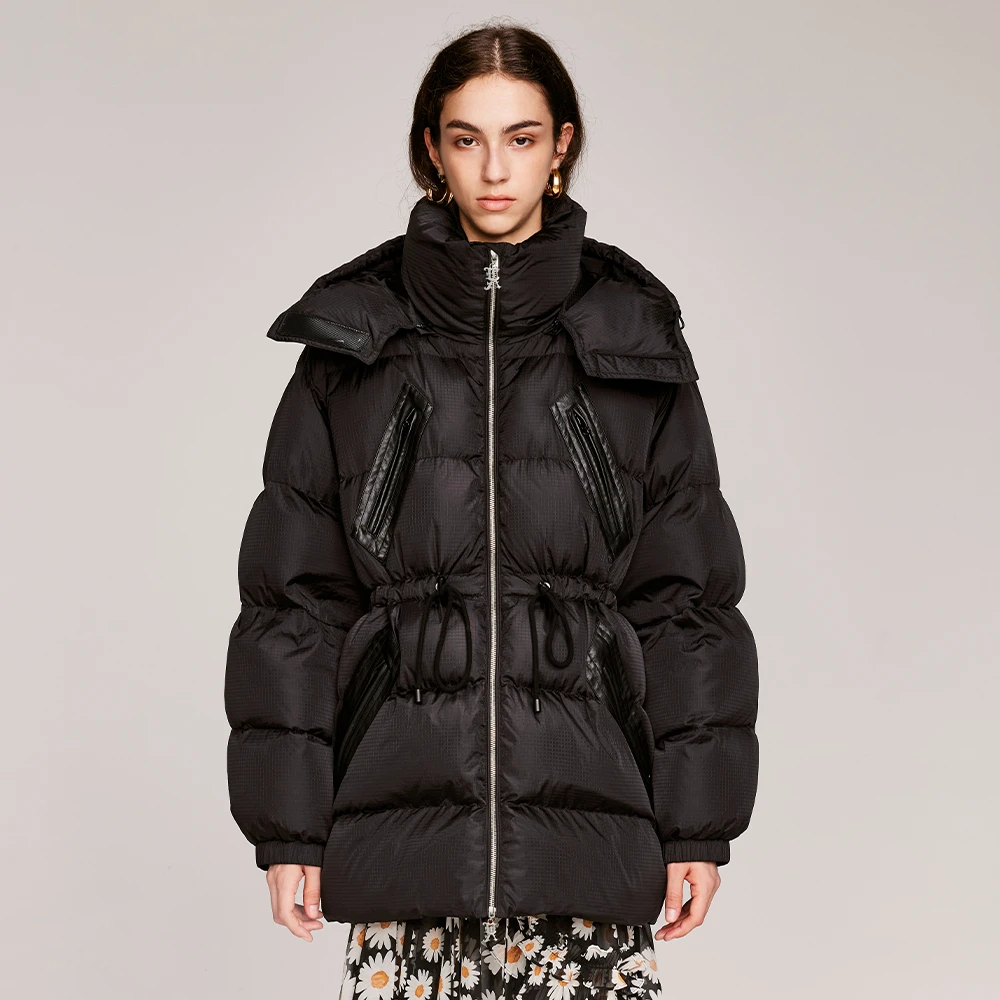 UOOYAA/乌丫冬季新款运动黑色时装收腰保暖羽绒服外套0488