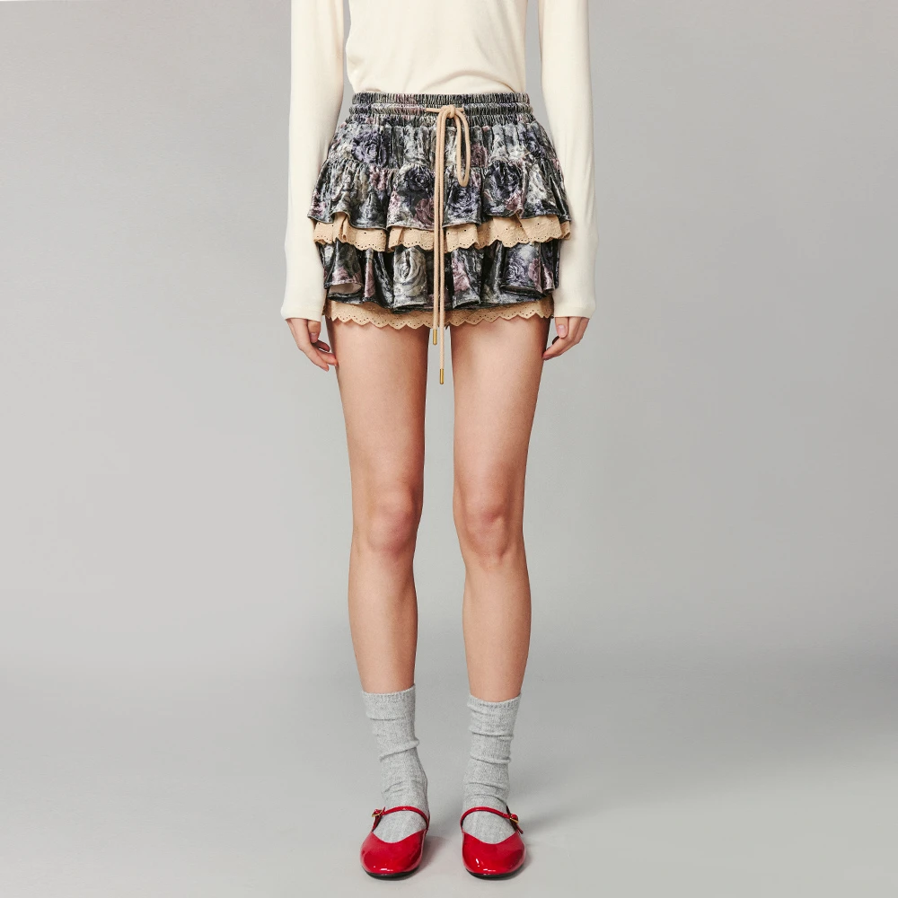 UOOYAA/乌丫冬季经典款迷彩蔷薇印花丝绒蕾丝蛋糕半裙9210