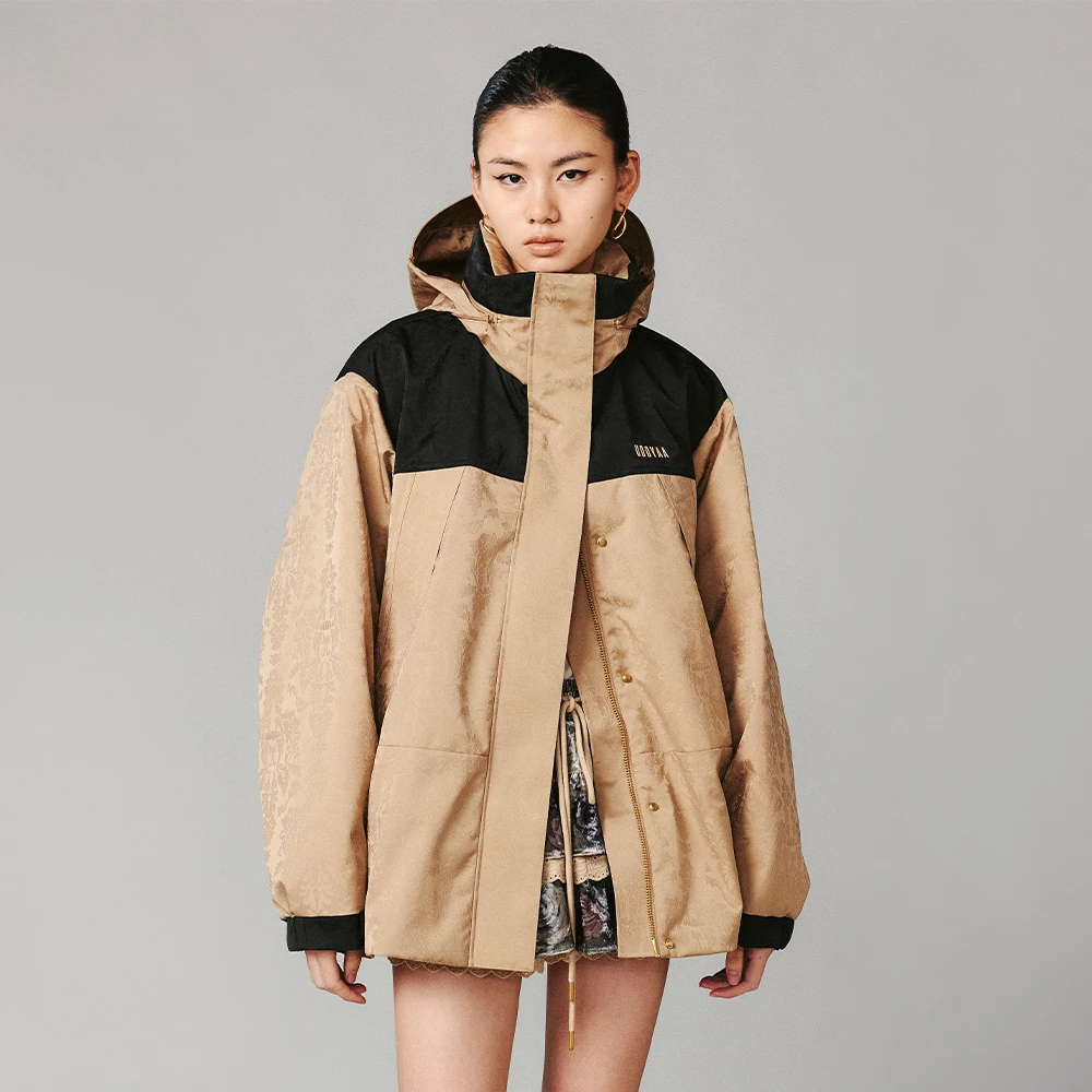 UOOYAA/乌丫欧式缎面提花机能羽绒服UY24442Y119143