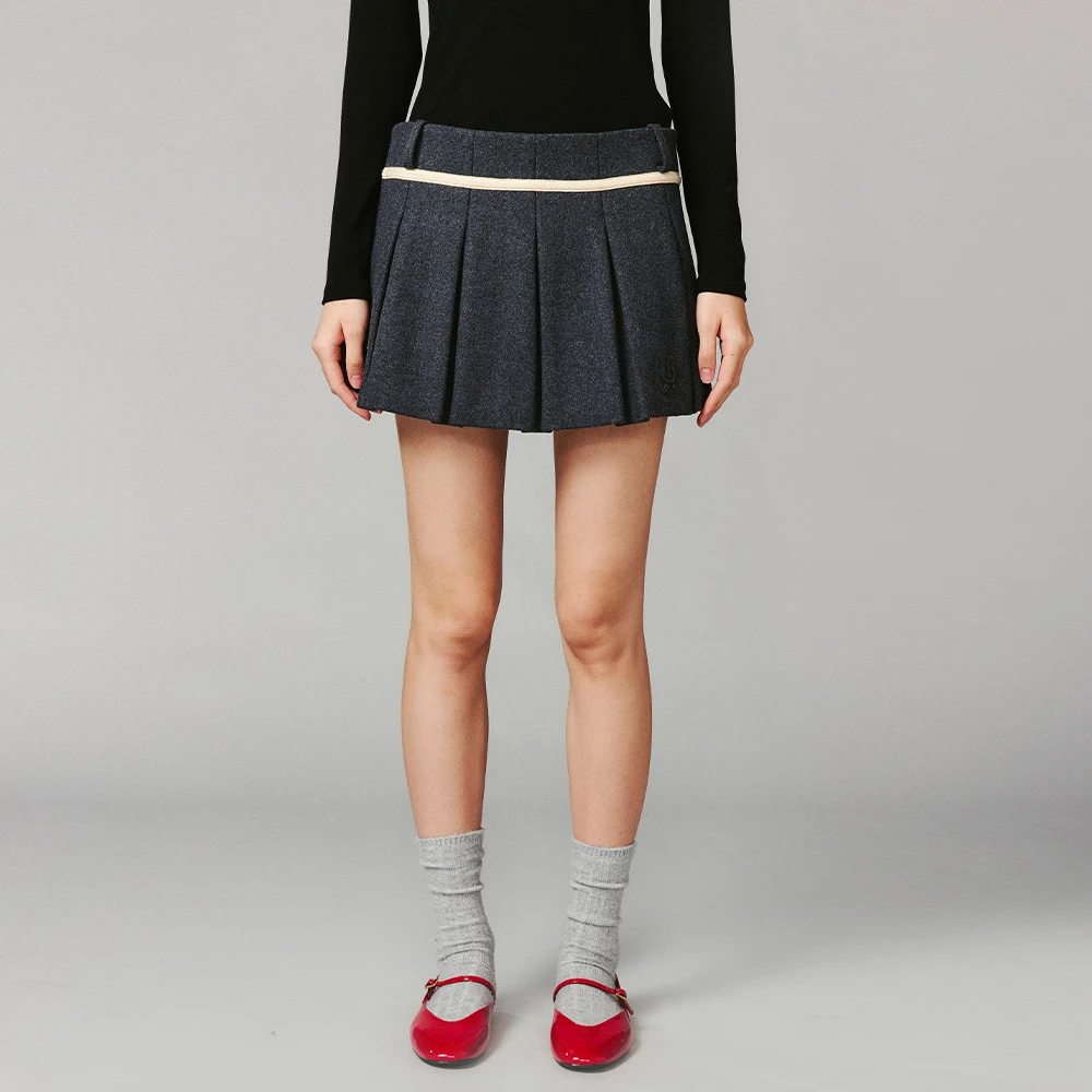 UOOYAA/乌丫2024冬季新款学院显瘦时尚高腰百褶毛呢半裙9216