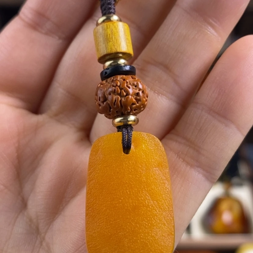 【闪购商品】蜜蜡裸石未镶嵌