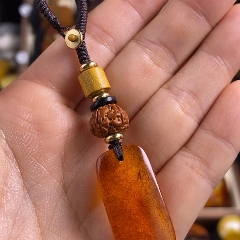 【闪购商品】琥珀裸石未镶嵌