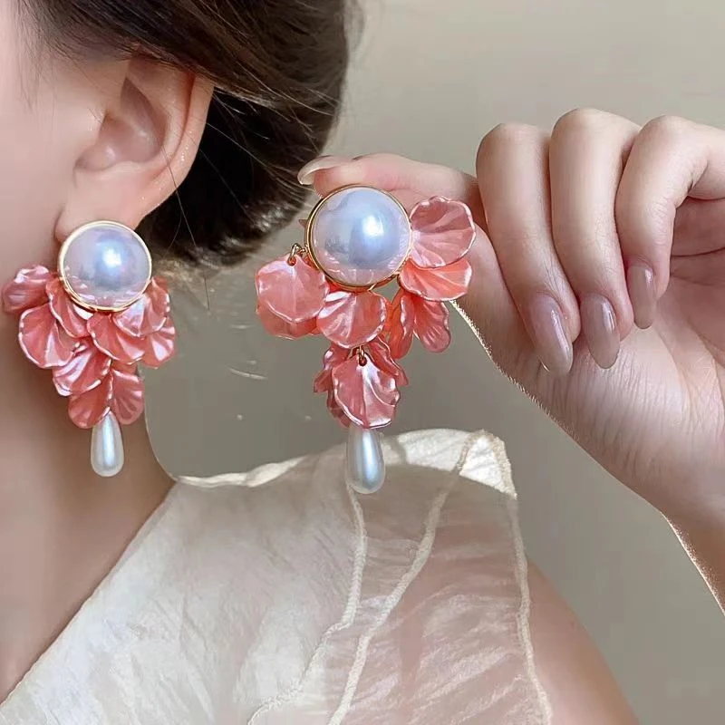 合金亚克力耳饰 港风夸张贝珠花瓣流苏新款耳饰