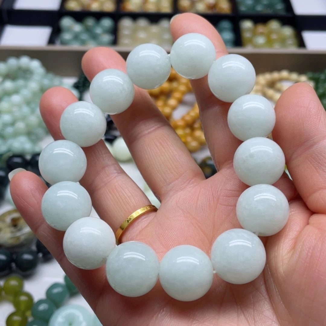 【闪购商品】蛇纹石玉手串未镶嵌?**?