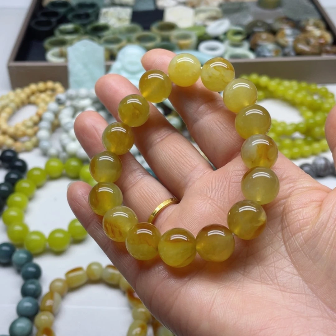 【闪购商品】蛇纹石玉手串未镶嵌x**n