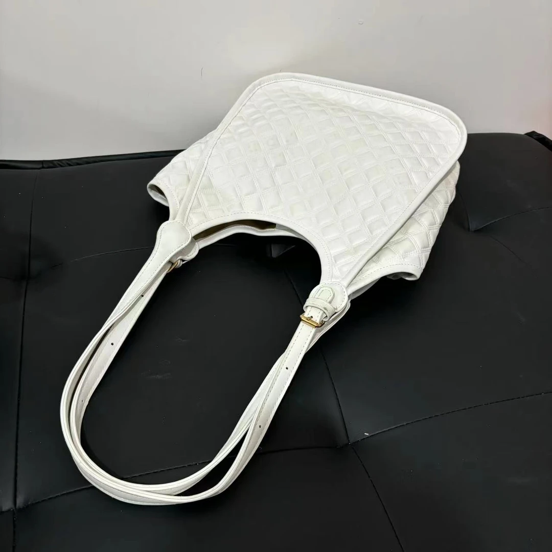 一张同学大容量休闲百搭单肩斜跨手提包V98白色