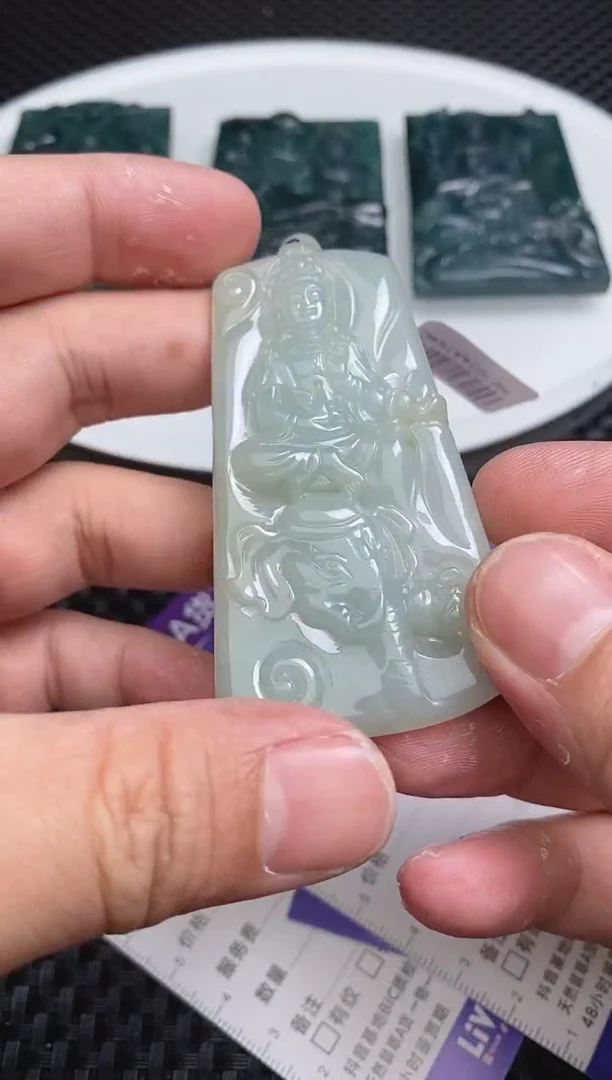 【闪购商品】翡翠颈饰未镶嵌挂件