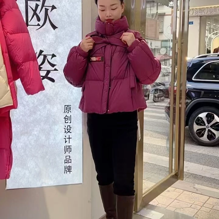 艾尚女装时尚短款羽绒服