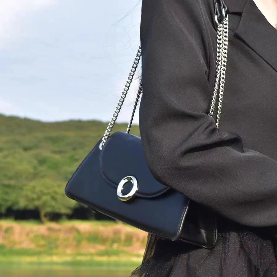 时尚百搭黑色小众手机包链条包单肩肩包时尚百搭黑色小众手机包女