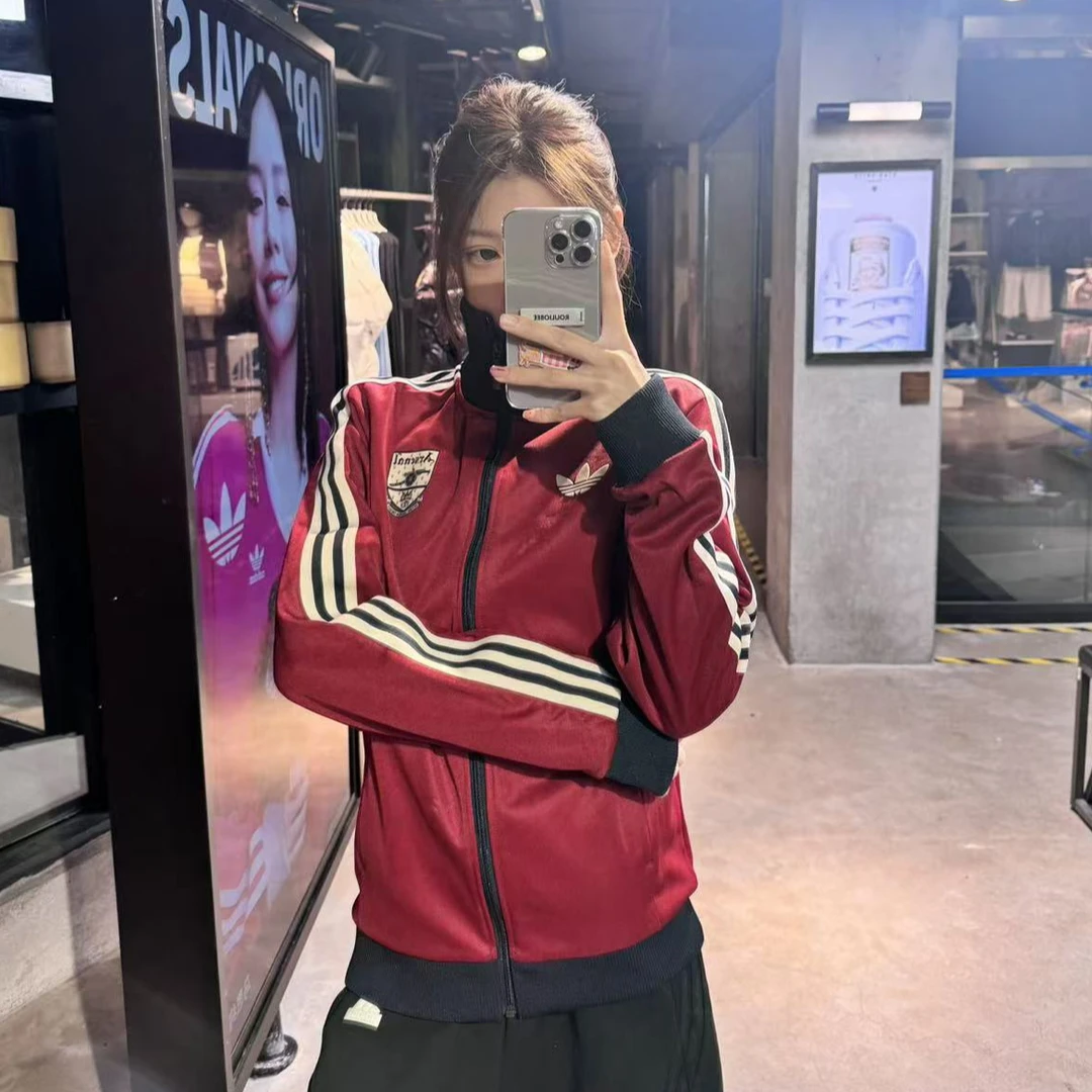 adidas三叶草阿森纳联名时尚立领休闲外套夹克 IY0054