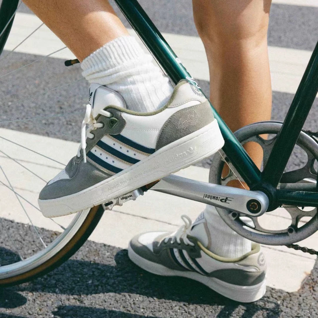 adidas阿迪达斯三叶草RIVALRY情人节款男女经典运动鞋IG3849