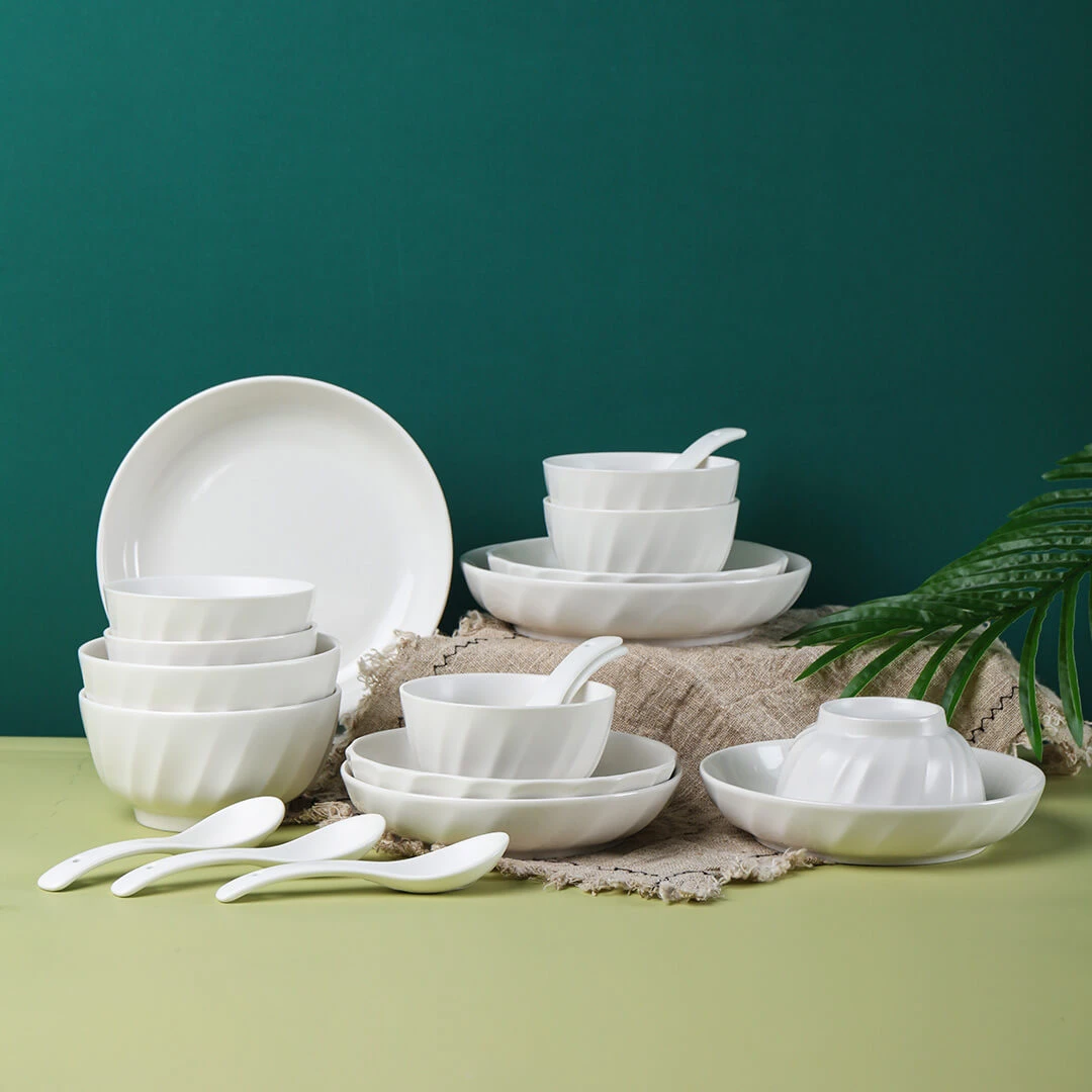 【苛选推荐】顺祥陶瓷简约现代碗碟18件套装餐具