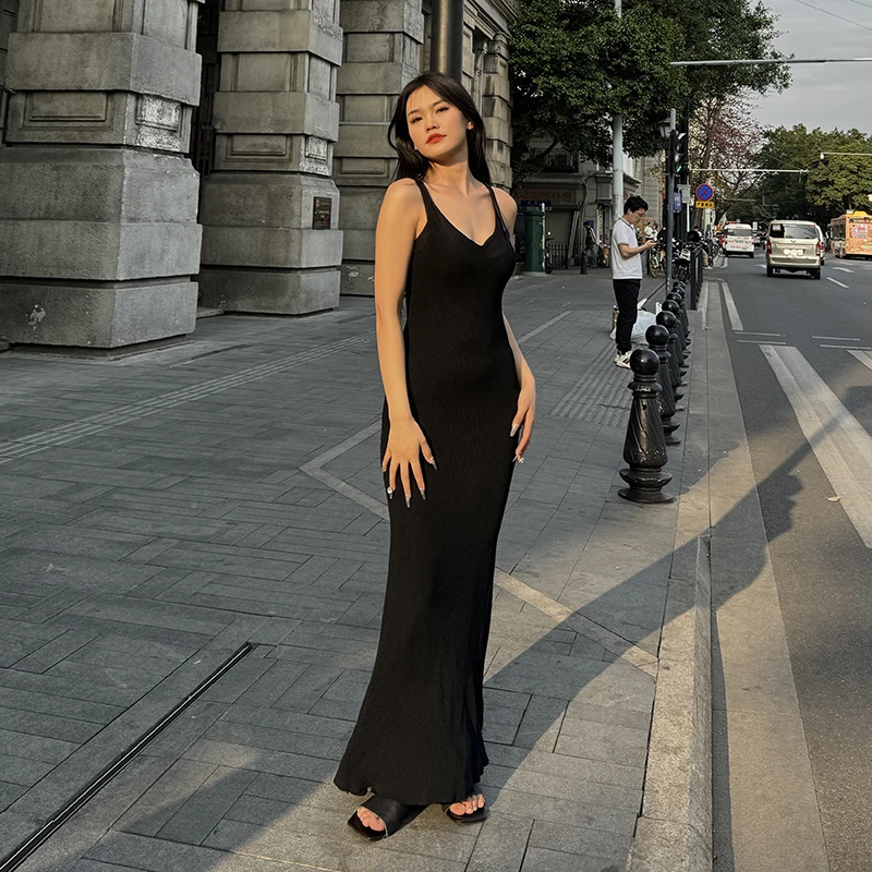 Gloz弹力显瘦交叉气质连衣裙女2024新款夏季无袖百搭时尚长裙