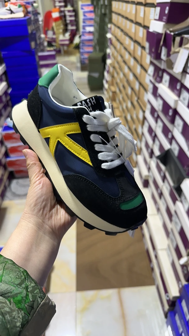 秋季新款皮加速干阿甘鞋