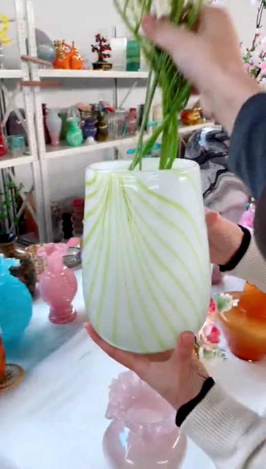 【闪购商品】琉璃手工艺品绿色条纹花瓶