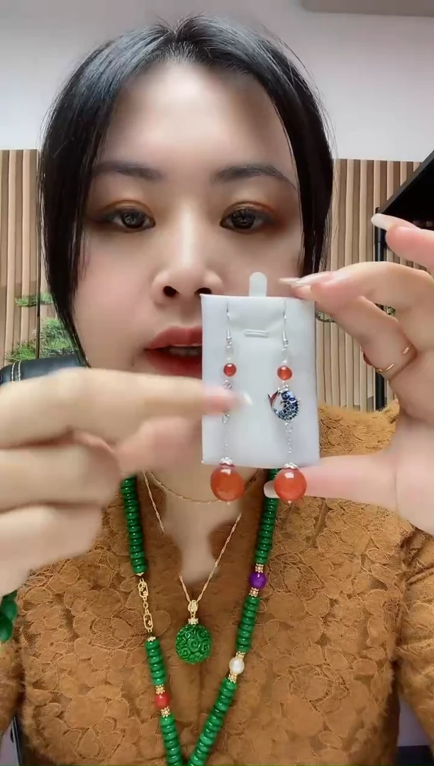 【闪购商品】玛瑙/玉髓耳钉合金884