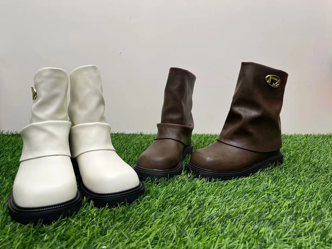 2025新款复古英伦厚底百搭辣妹短靴显瘦裤管褶皱马丁靴K506-2