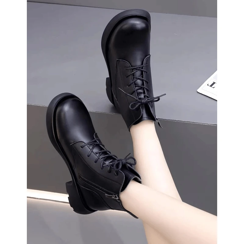 2025新款冬季加绒真皮显瘦圆头马丁靴配裙子皮鞋女系带0190